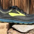 Brooks-PureGrit-6-Seitenansicht